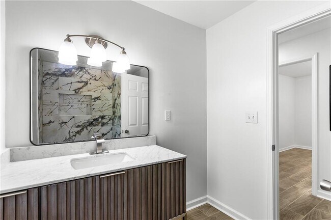 Building Photo - 4739 Cook Rd SW