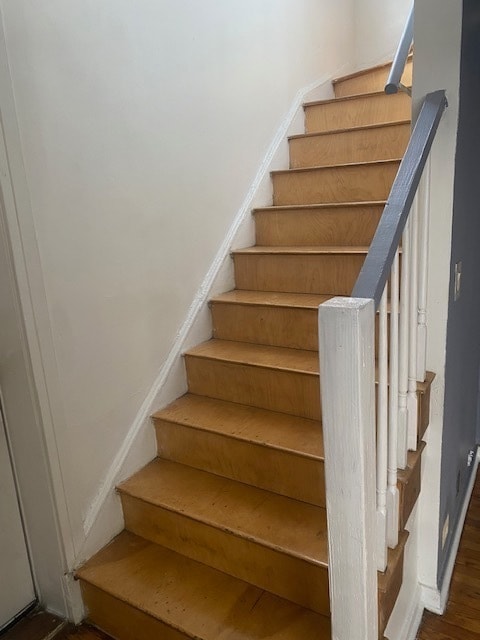 Building Photo - 9842 S Yates Blvd