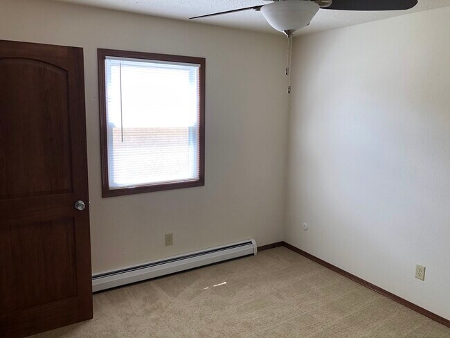 Building Photo - 3505 S West Ave