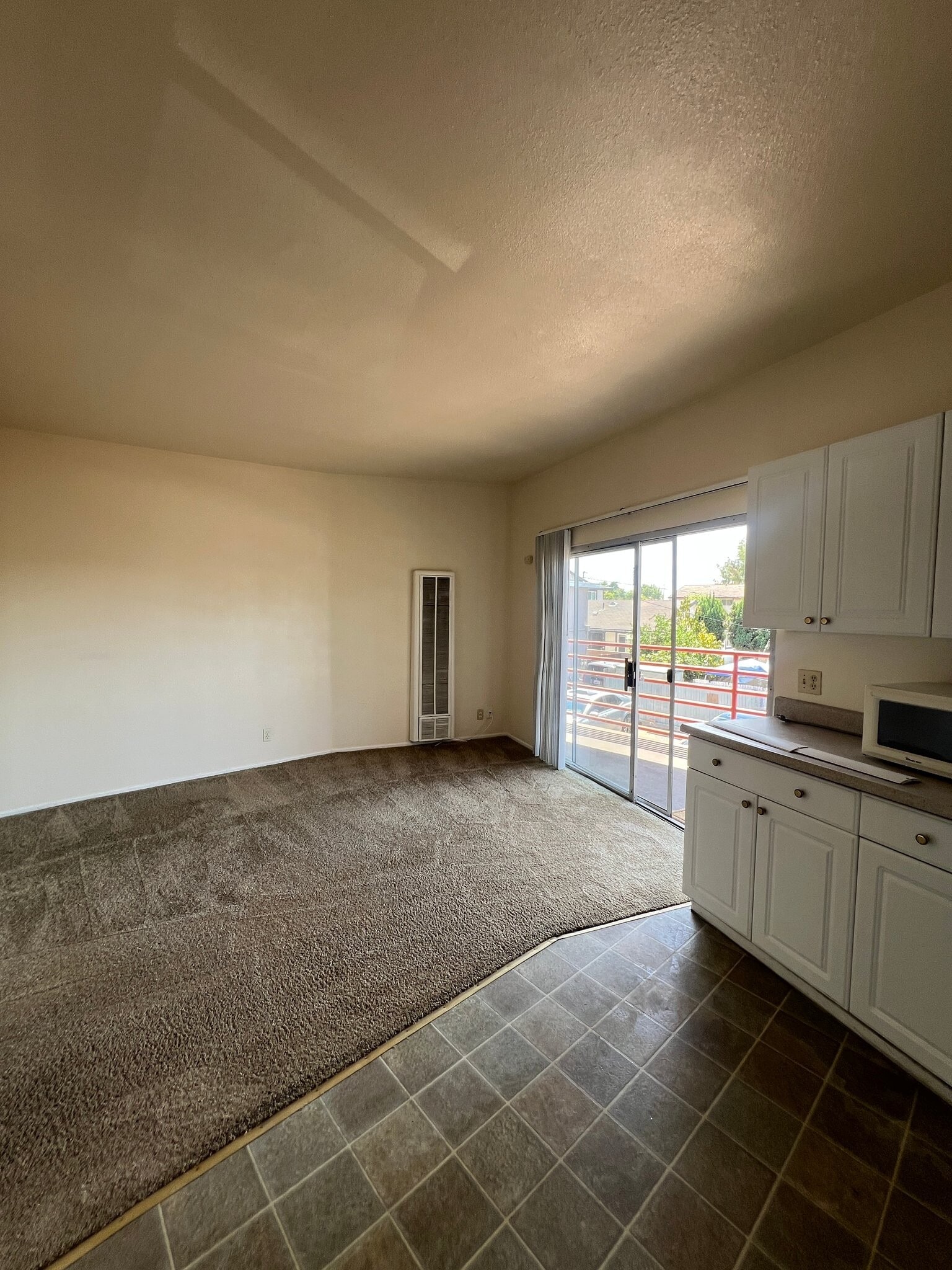 Building Photo - 5822 Kingman Ave