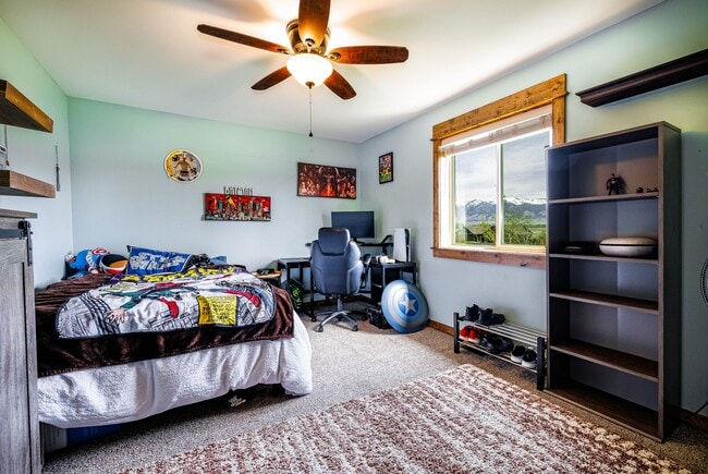 Building Photo - Beautiful home in Ryen Glenn with Fantasti...