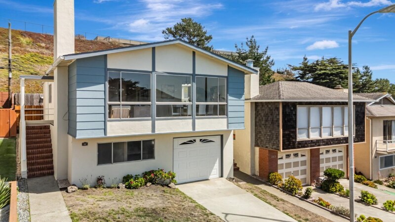 Building Photo - 157 Longview Dr