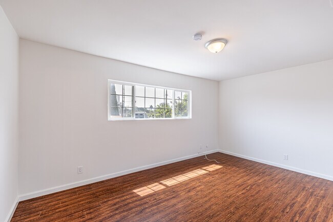 Building Photo - 8645 Hervey St