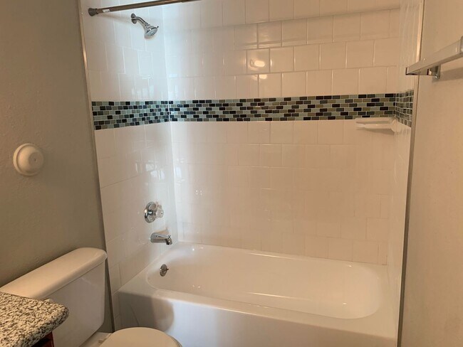 Interior Photo - La Vie