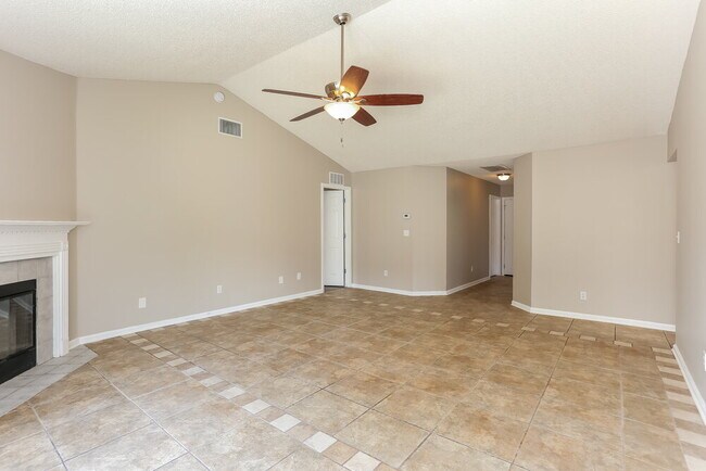 Building Photo - 3468 Guernsey Ct
