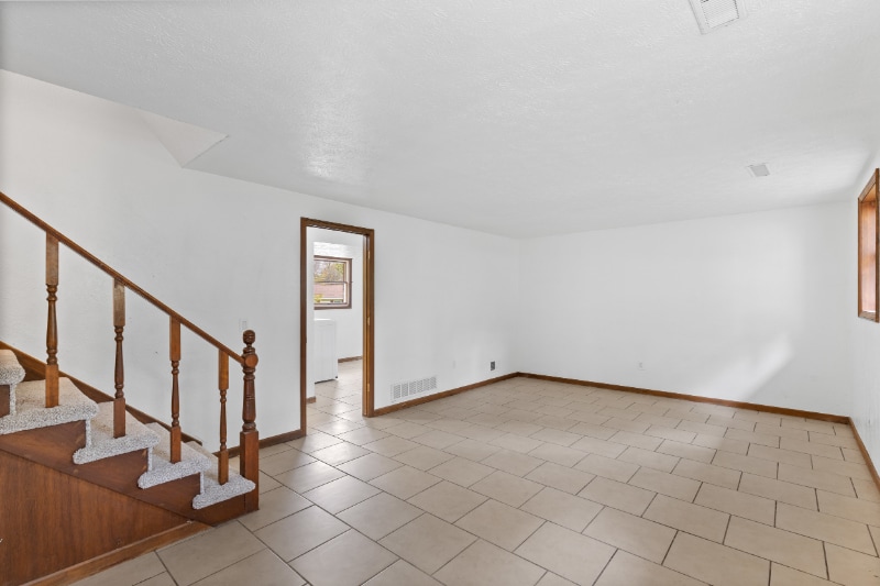 Building Photo - 120 Windermere Dr