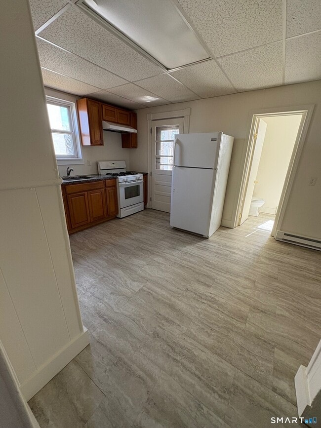 Building Photo - 55 Beaver Brook Rd