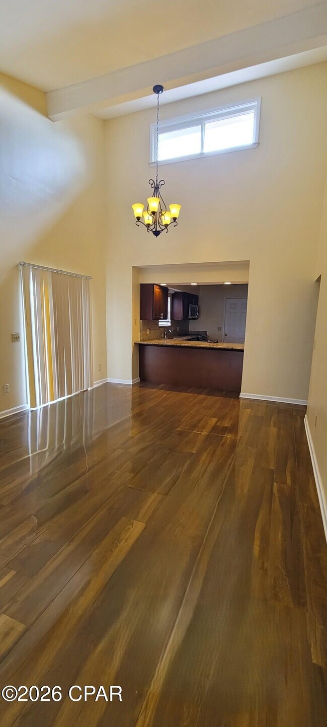 Building Photo - 1319 Calabria Rd