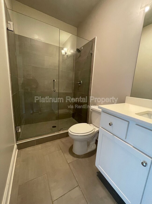 Building Photo - 1236 Stone Castle Cir