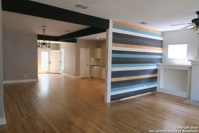 Building Photo - 430 E French Pl