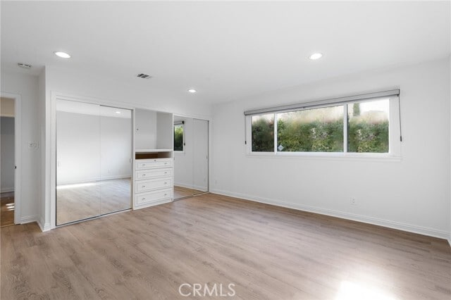 Building Photo - 248 N Rexford Dr