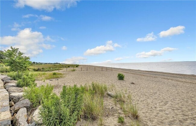 Building Photo - 55 Washington Pkwy