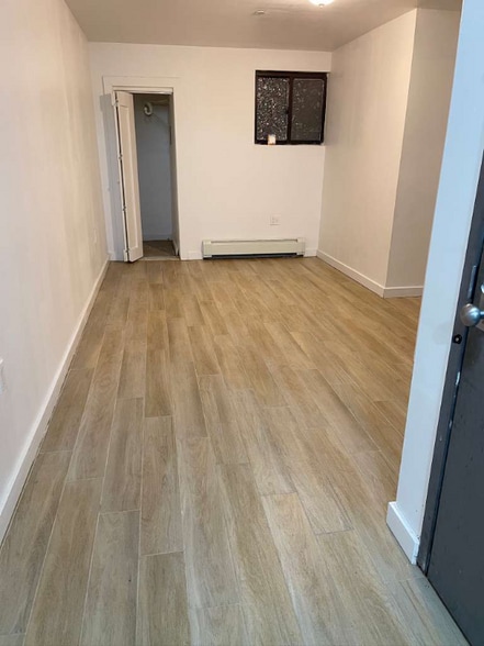 Building Photo - 66 E 127th St