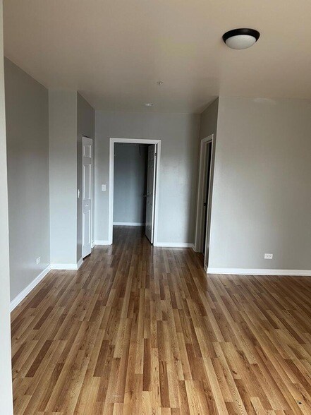 Building Photo - 9440 S 51st Ave