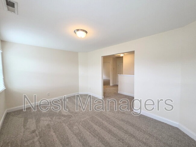 Building Photo - 173 Weston Woods St