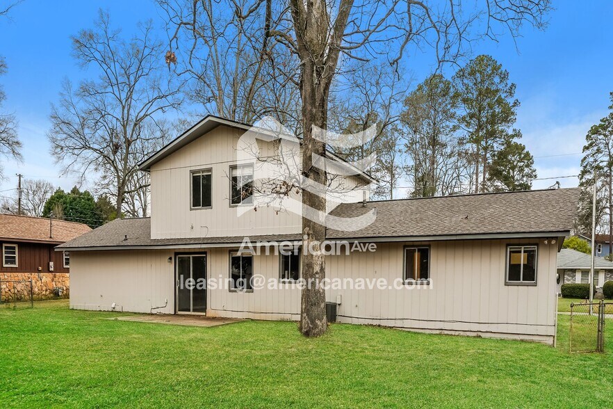 Building Photo - 608 Clemson Dr