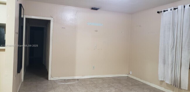 Building Photo - 2063 NE 173rd St