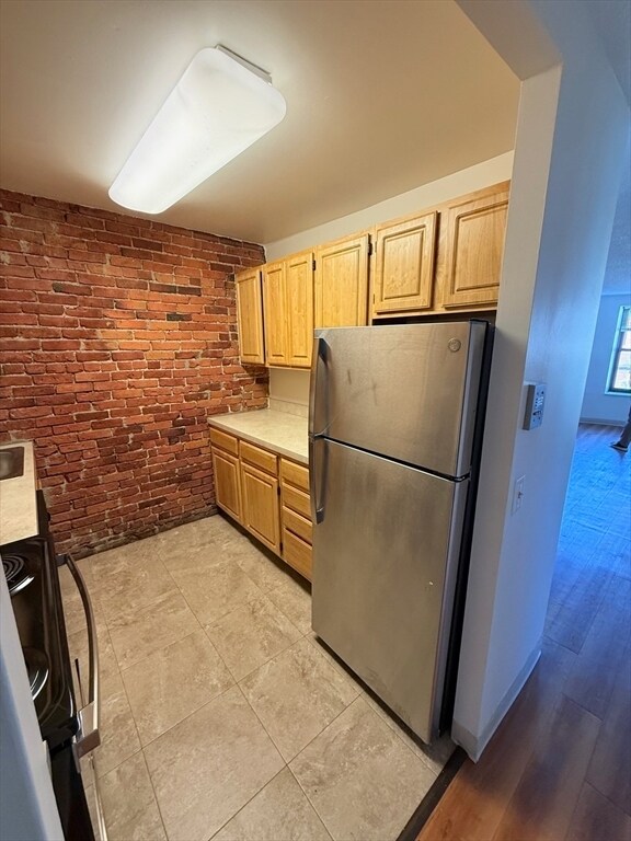 Building Photo - 66 Westland Ave