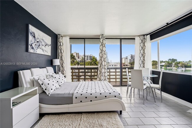 Building Photo - 6484 Indian Creek Dr