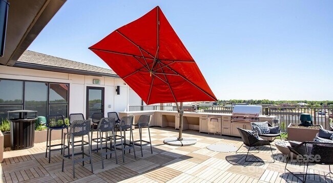 Building Photo - 6408 Providence Farm Ln