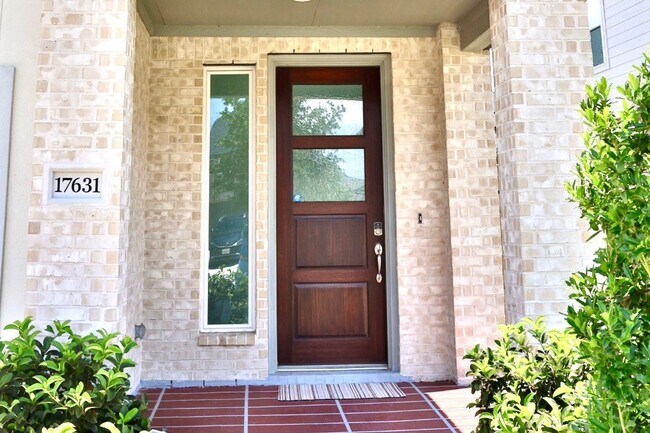 Building Photo - 17631 Carnation Gln Dr