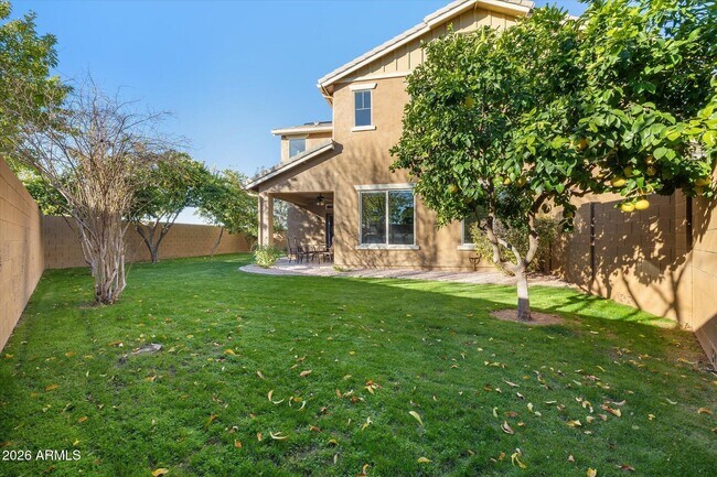 Building Photo - 3437 E Mesquite St