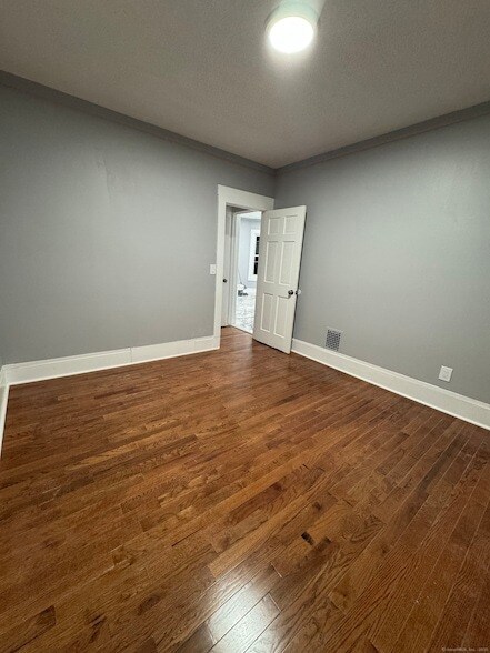 Building Photo - 232 View St