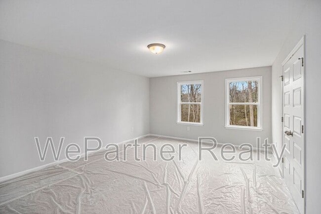 Building Photo - 138 Crestpoint Rd