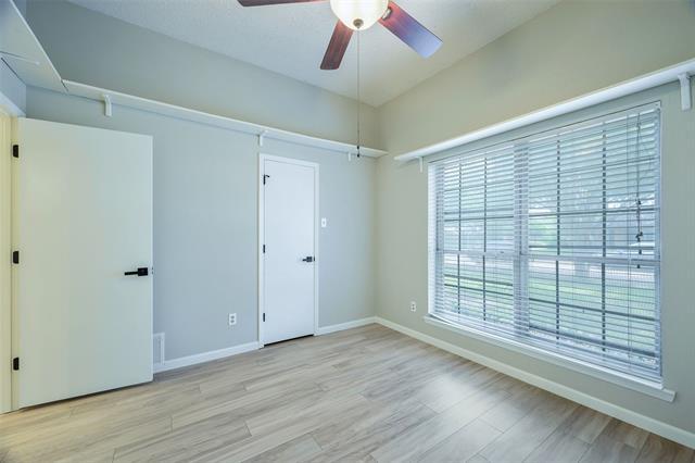 Building Photo - 900 E Berkeley Dr