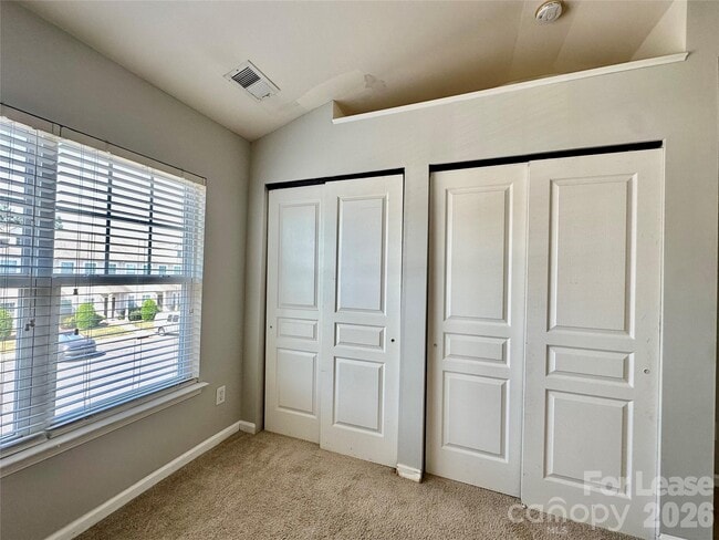 Building Photo - 12660 Persimmon Tree Dr