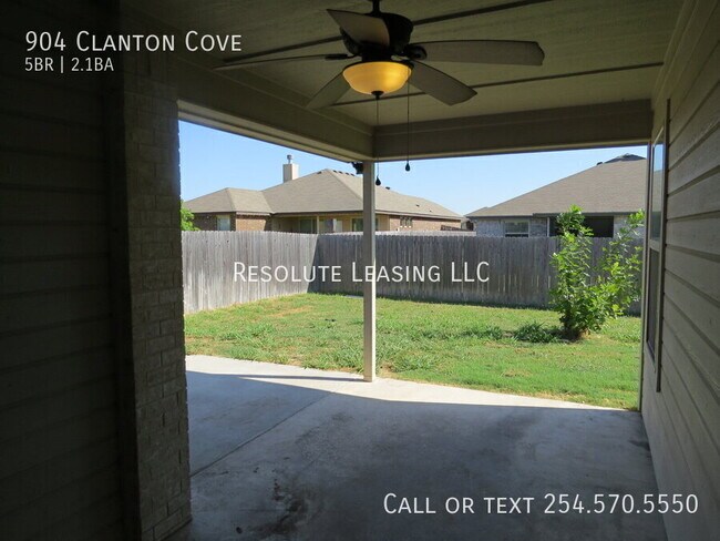 Building Photo - 904 Clanton Cove