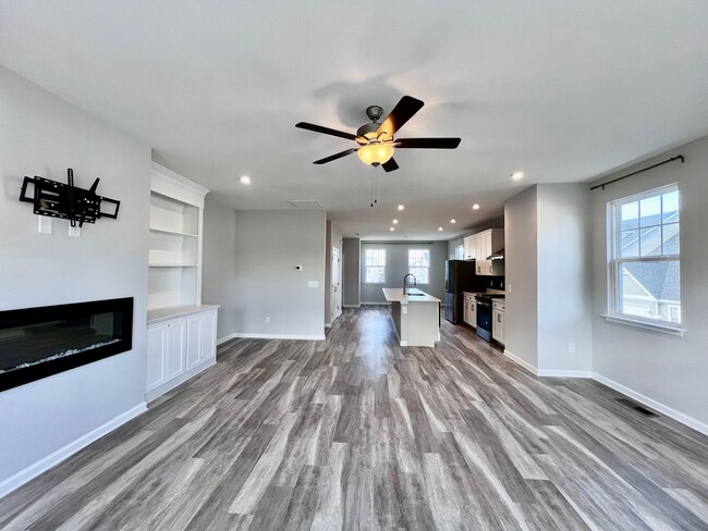 Building Photo - New Contruction Rental in the Reserve of Grassfield