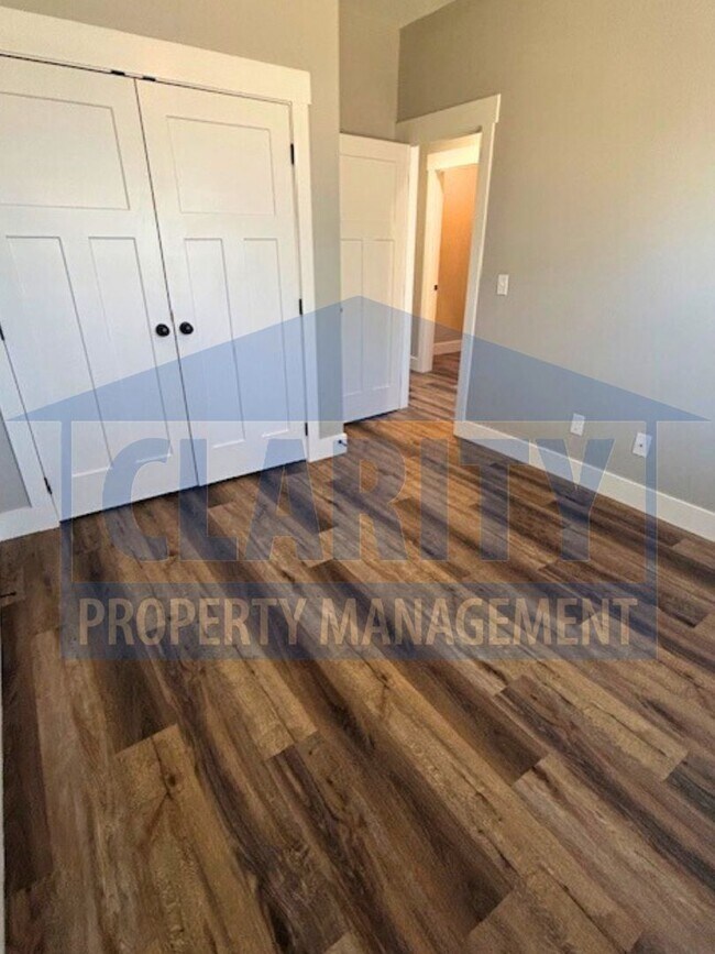 Building Photo - *Brand New* 3 bedroom home!