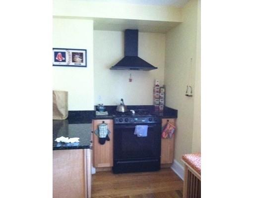 Building Photo - 3 Eastbourne St