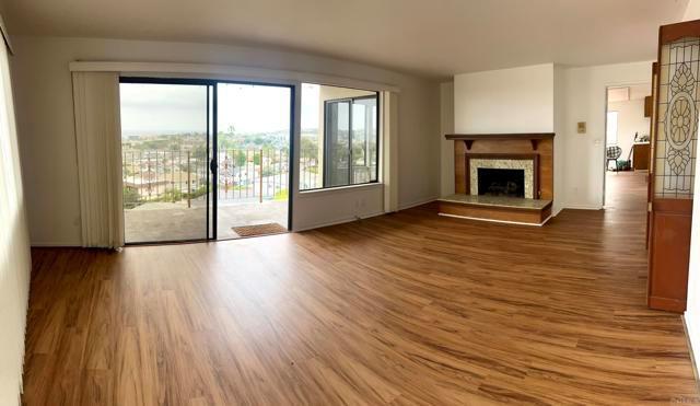 Building Photo - 25072 Alicia Dr