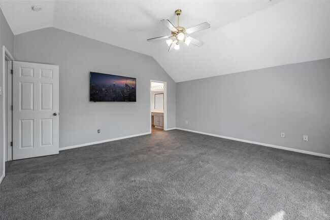 Building Photo - 3306 Autumn Forest Dr