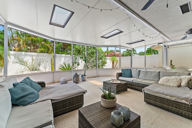 Building Photo - 125 Harbourside Cir