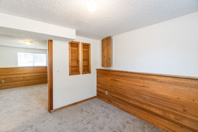 Building Photo - Gorgeous Single Family Home in Spokane's S...