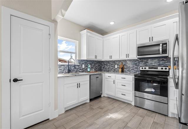 Building Photo - 907 Colorado River Dr