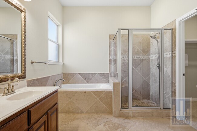 Building Photo - 15105 General Williamson Dr