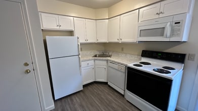 Building Photo - 3729 Carman Rd