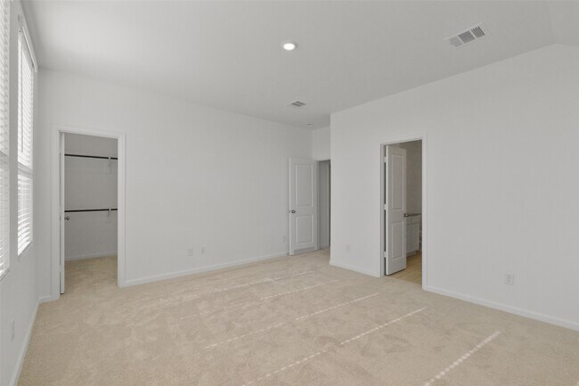 Building Photo - 5562 Amber Brook Ln