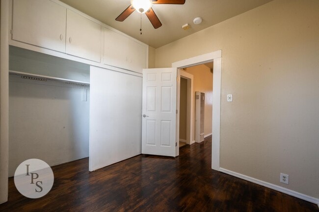 Building Photo - Fresno Westside Farm Home, 3BR/1BA, Built 1925 – Modern Updates!