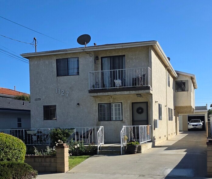 Building Photo - 1129 W 23rd St