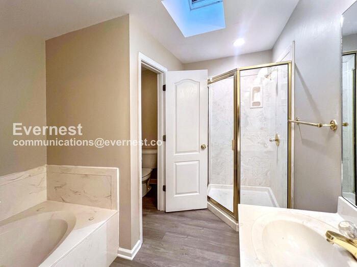 Building Photo - 121 Illinois Bayou Dr