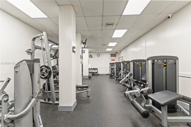 Building Photo - 3800 S Ocean Dr