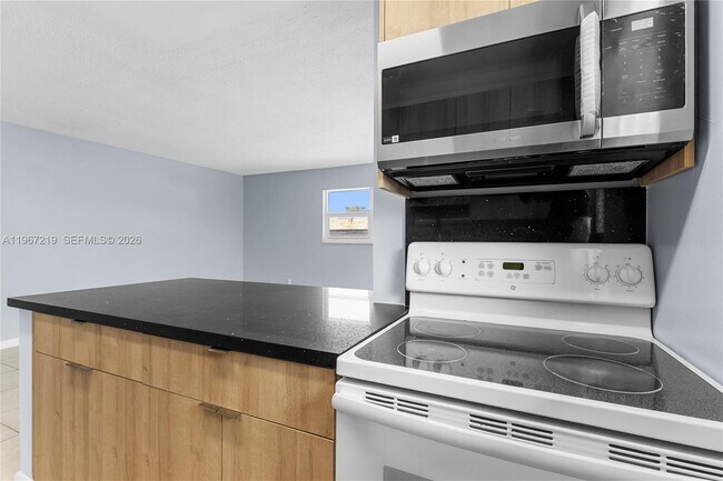 Building Photo - 3265 Griffin Rd