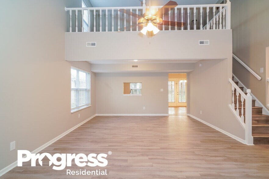 Building Photo - 8633 Buffalo Ridge Dr