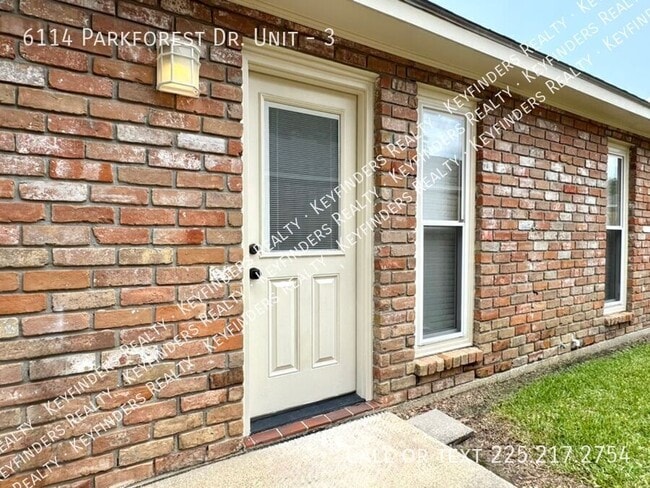 Building Photo - 6114 Parkforest Dr