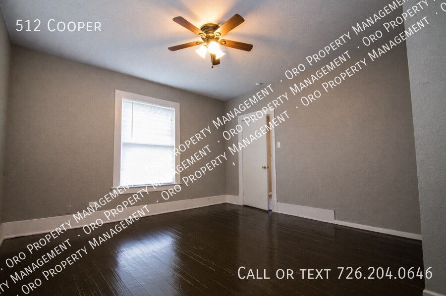 Building Photo - 512 Cooper-